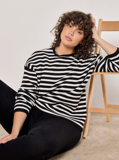 Curve Stripe Heavy Knit Jumper