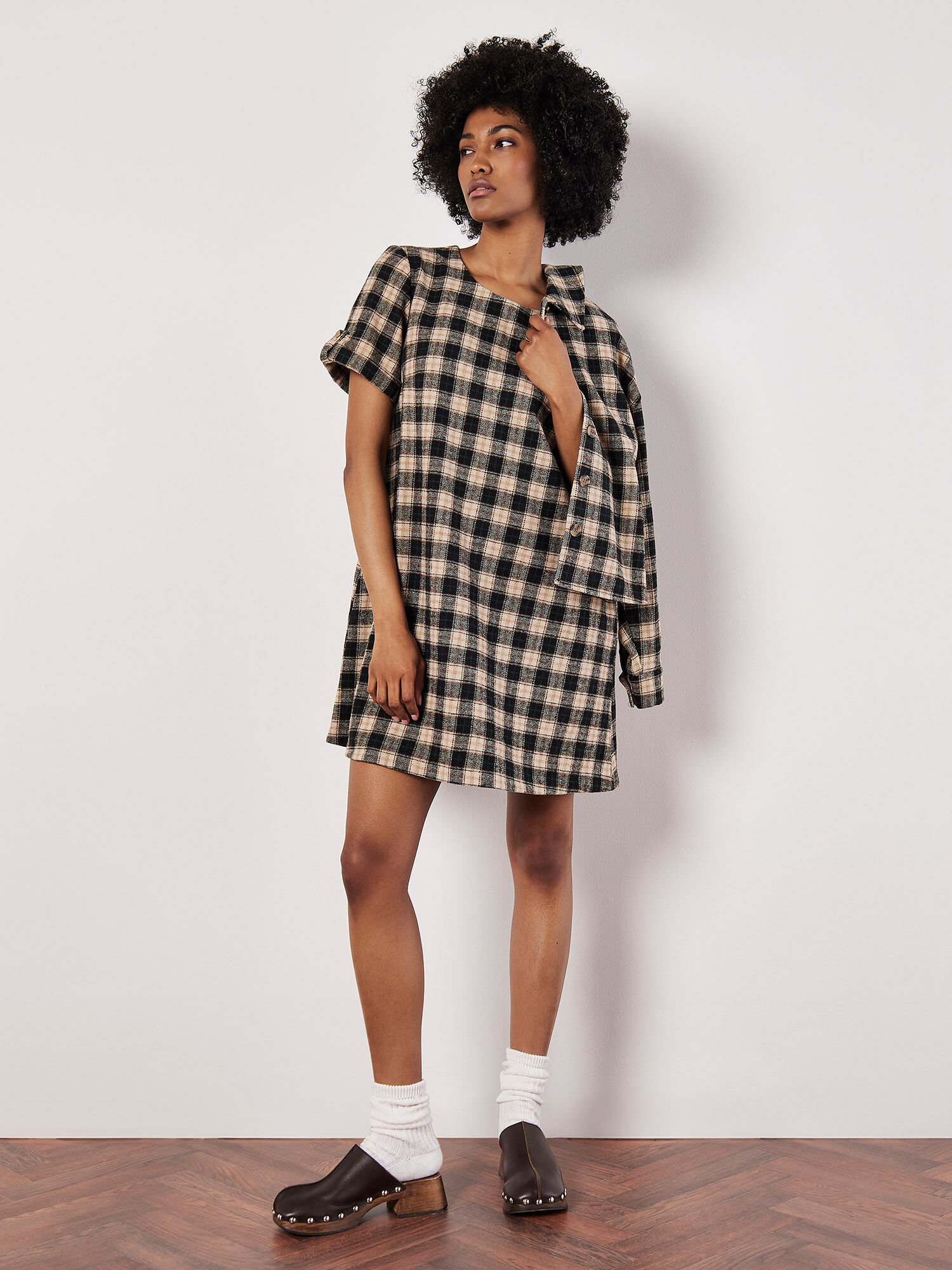 Black check dress shop