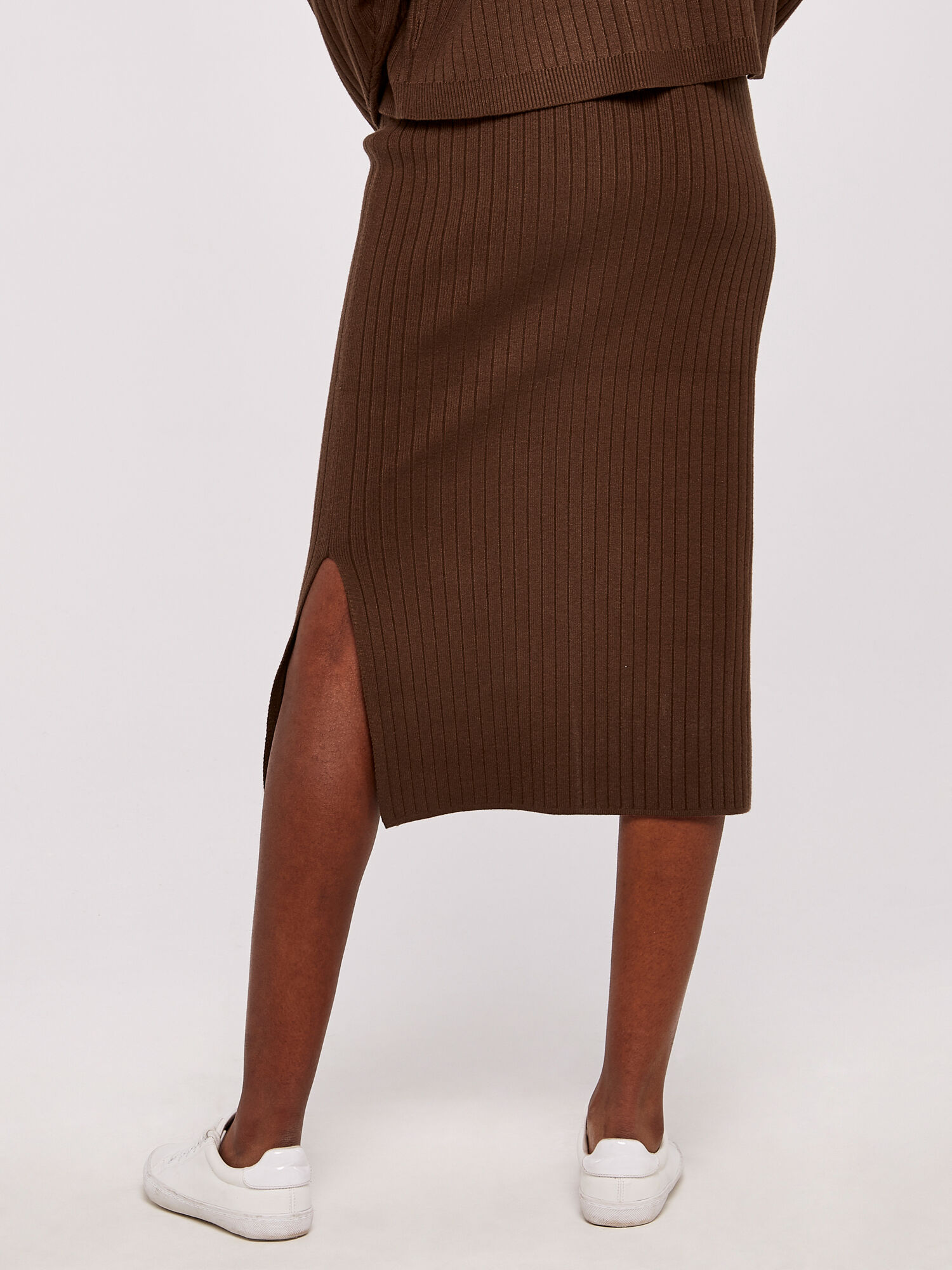 Ribbed Knit Midi Skirt Apricot Clothing