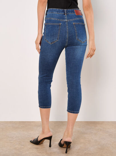 Sara Skinny Fit Capri Jeans
