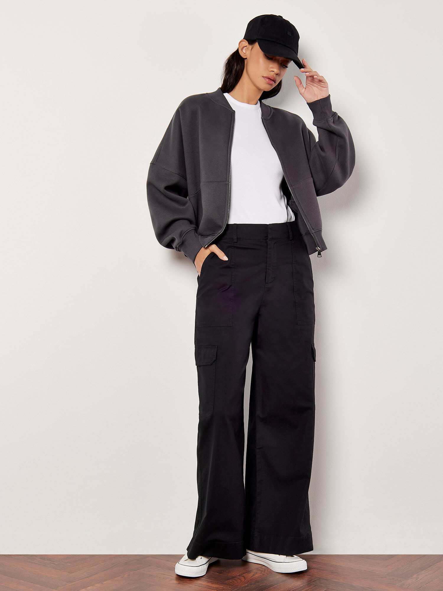 Bomber jacket sweatshirt outlet
