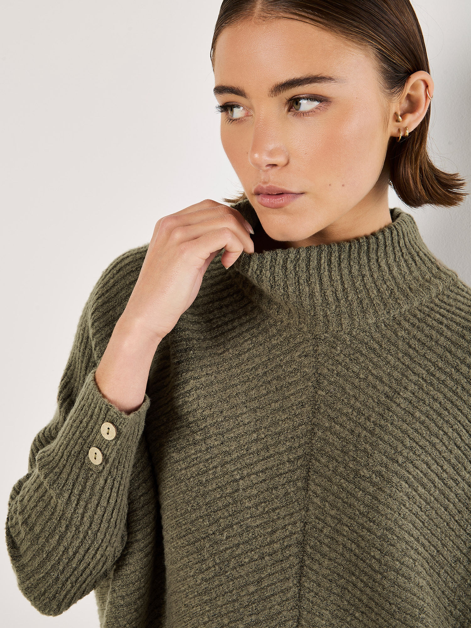 Khaki oversized jumper 2025