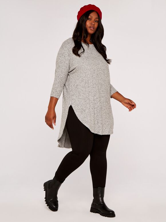 round hem top