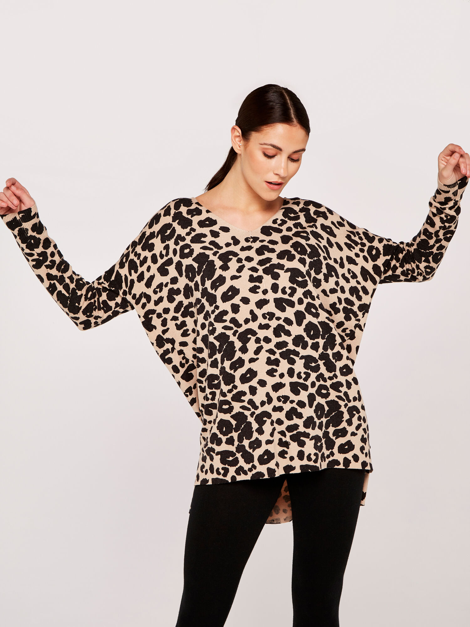 Fluffy leopard print jumper shop