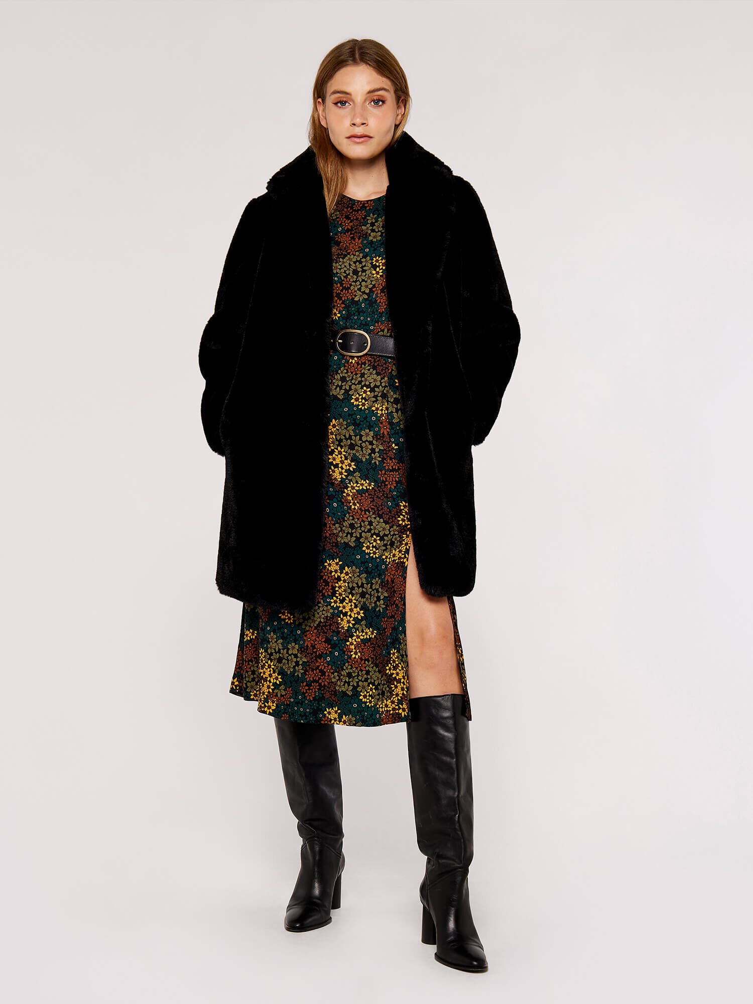 Oversized Super Soft Faux Fur Coat Apricot Clothing