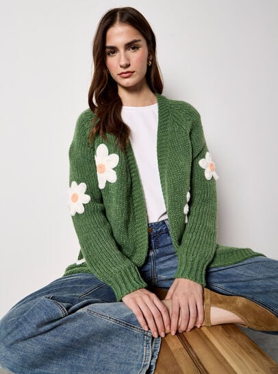 3D Daisy Chunky Knit Cardigan