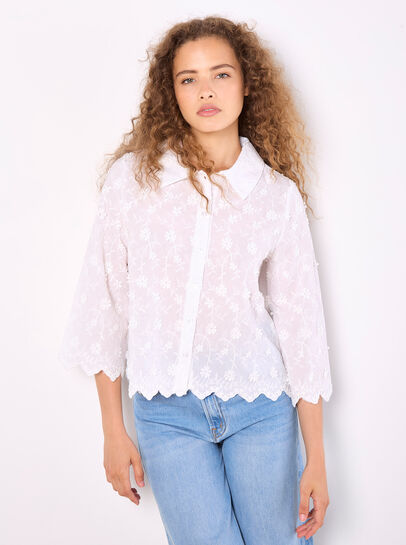 Applique Flowers Cropped Shirt