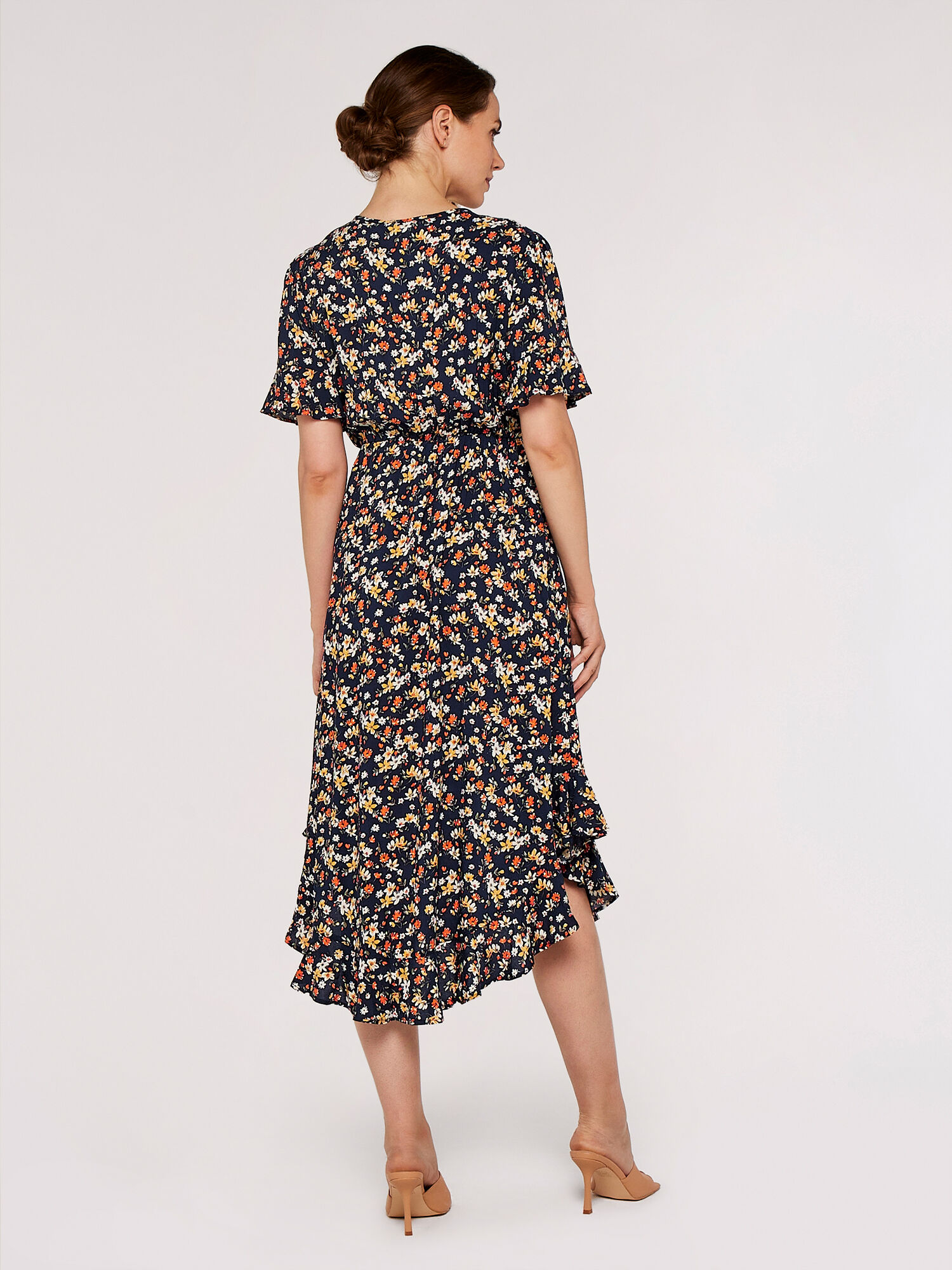 Oasis crushed ditsy floral dress hotsell