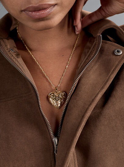 Victorian Style Heart Necklace