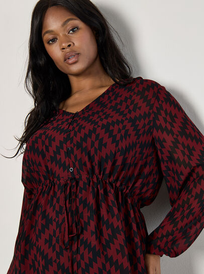 Curve Geo Print Chiffon Blouse