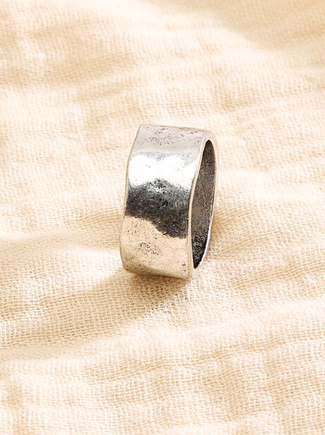 Silver Tone Band Ring