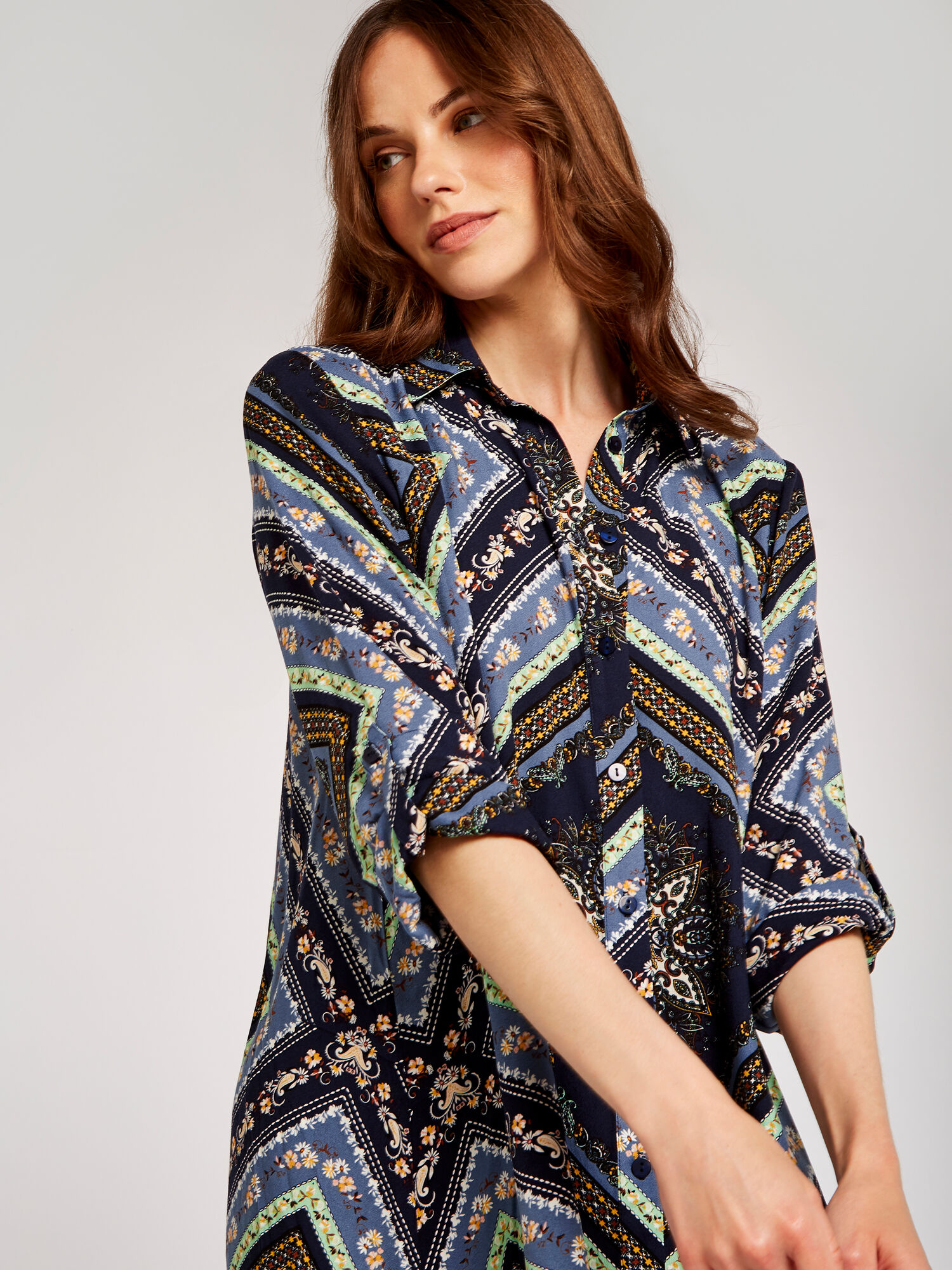 Scarf online shirt dress