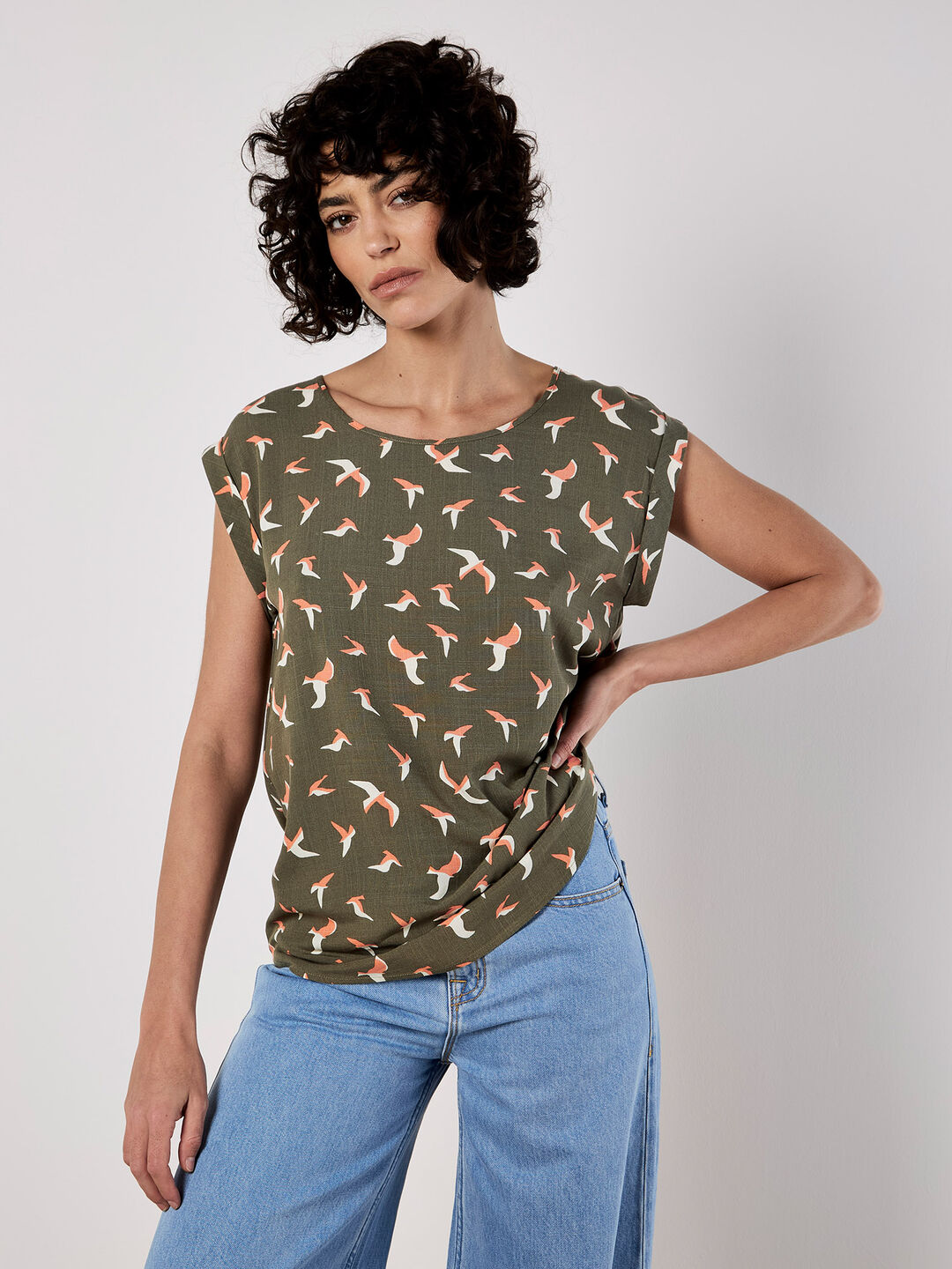 Image of Bird Print Graphic Woven T-Shirt