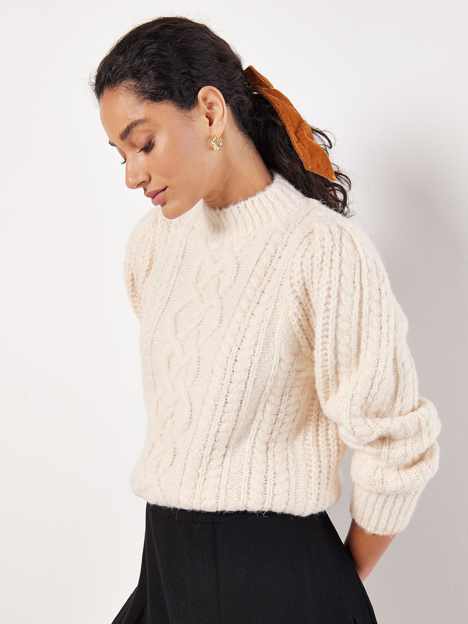 Chunky Cable Knit Jumper Apricot Clothing