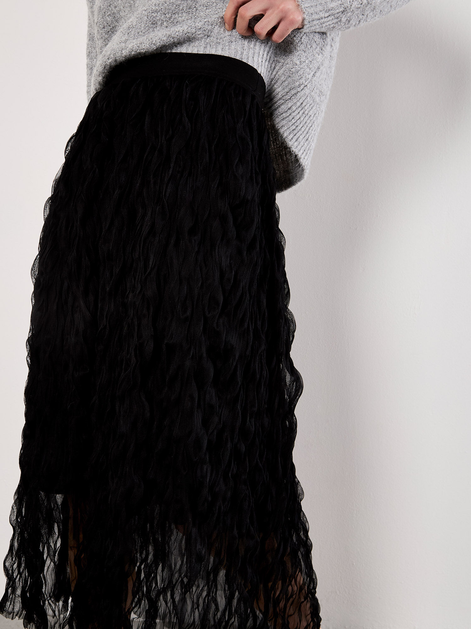 Wavy Tulle Midi Skirt | Apricot Clothing