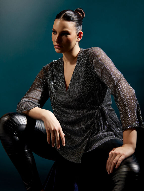 Curve Plisse Wrap Top, Light Grey / Silver, large