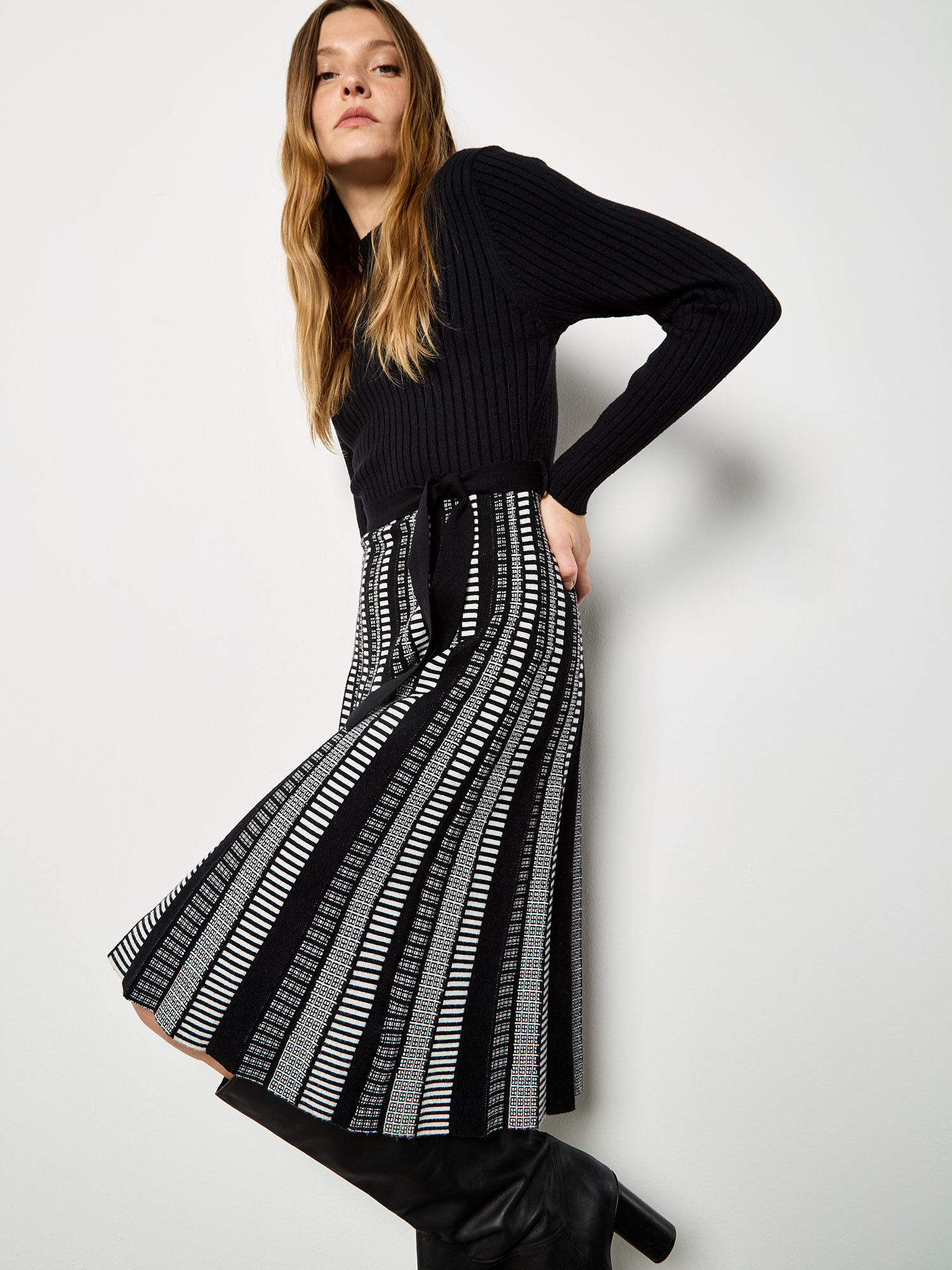 Geometric Stripe Knitted Midi Dress | Apricot Clothing