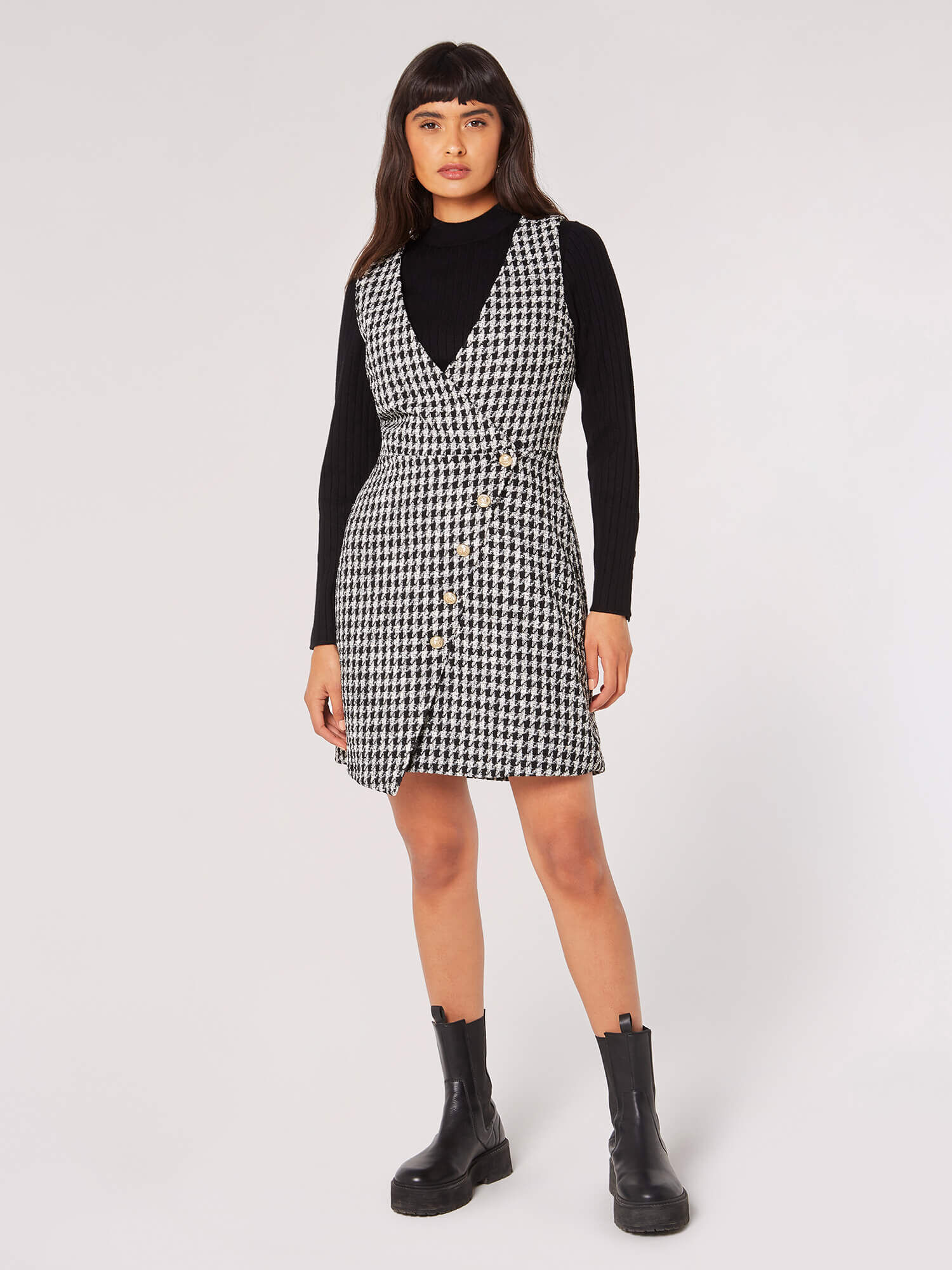 New look deals dogtooth pinafore