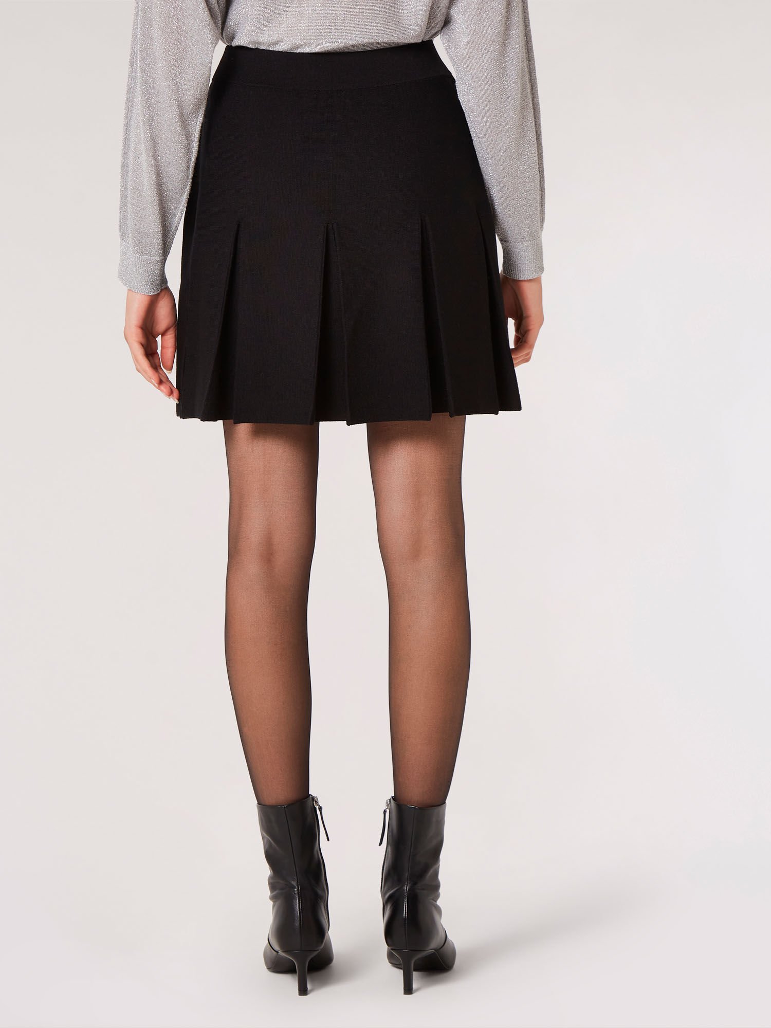 Knitted Pleated Mini Skirt Apricot Clothing