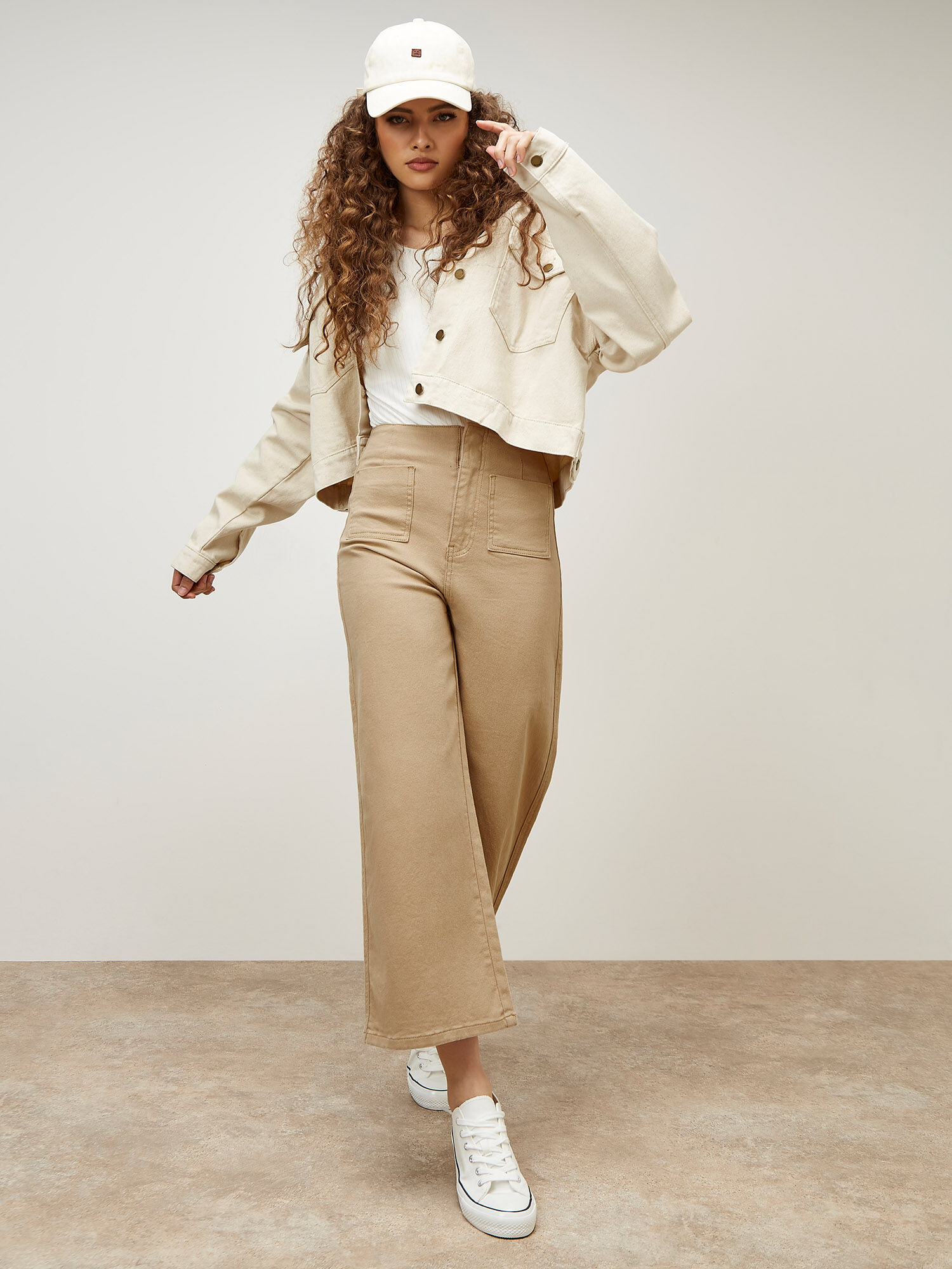 Cropped flare jeans white hotsell