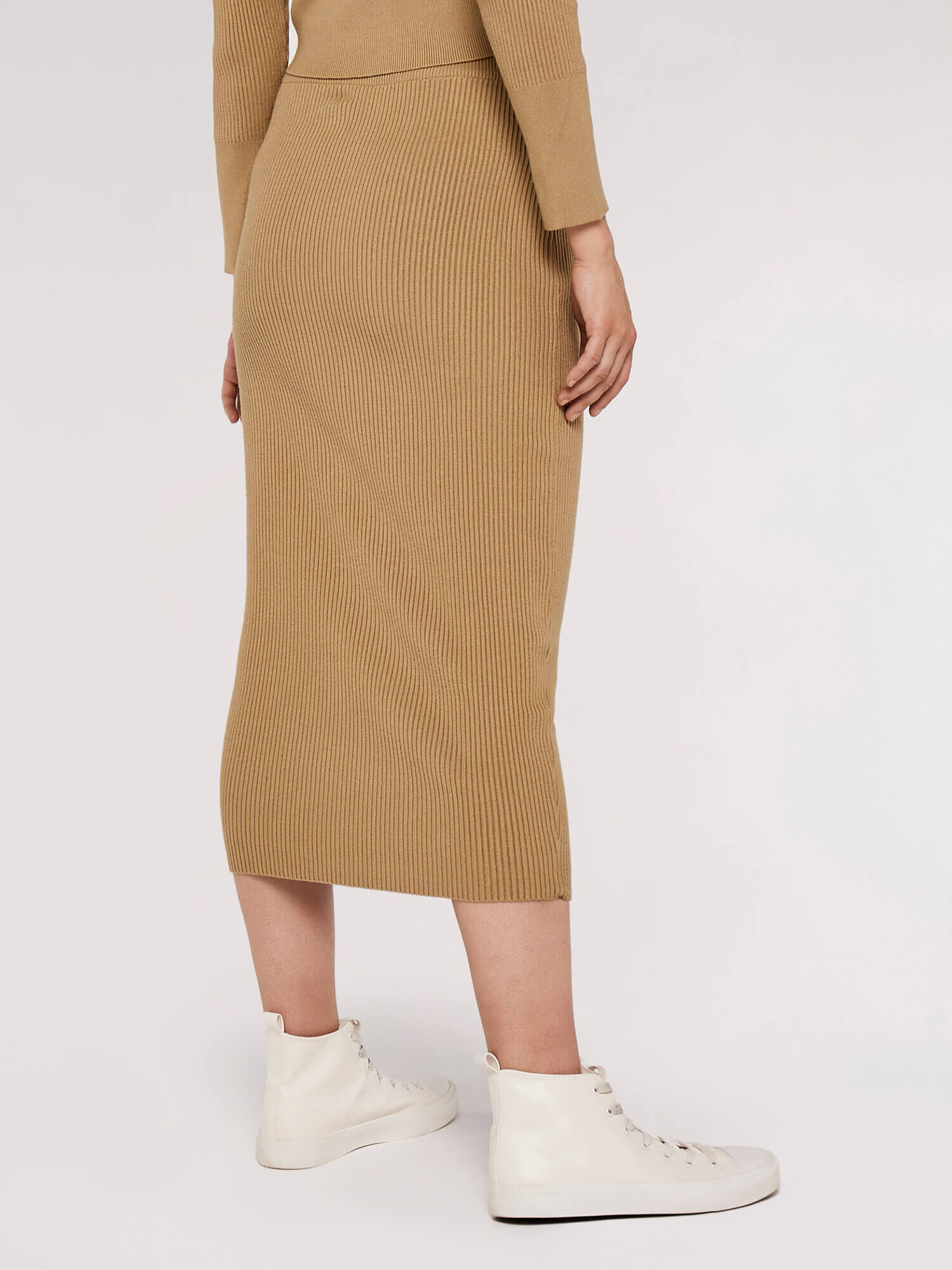 Ribbed top midi skirt