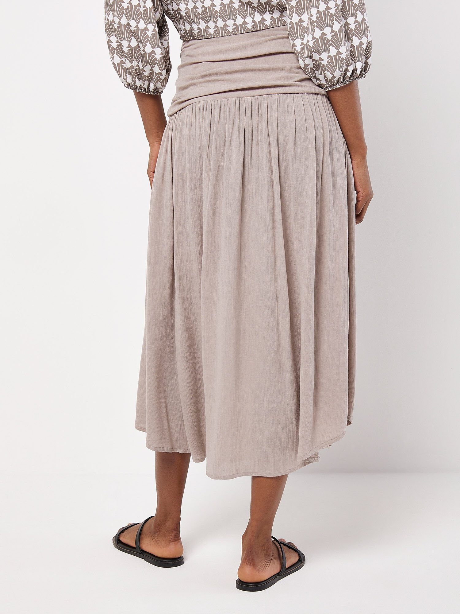Beige midi skirt uk shop