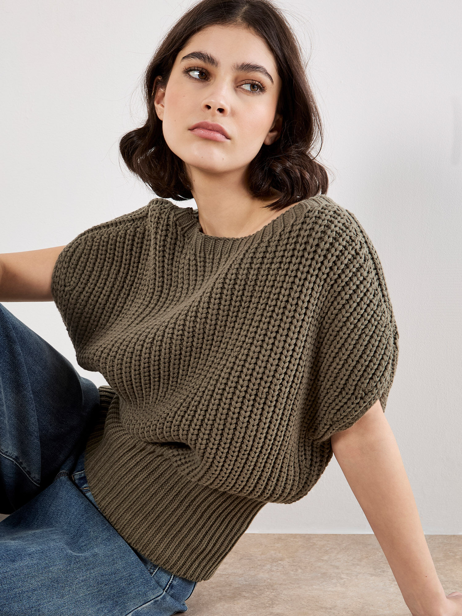 Chunky Rib Knit Cap Sleeve Jumper | Apricot Clothing
