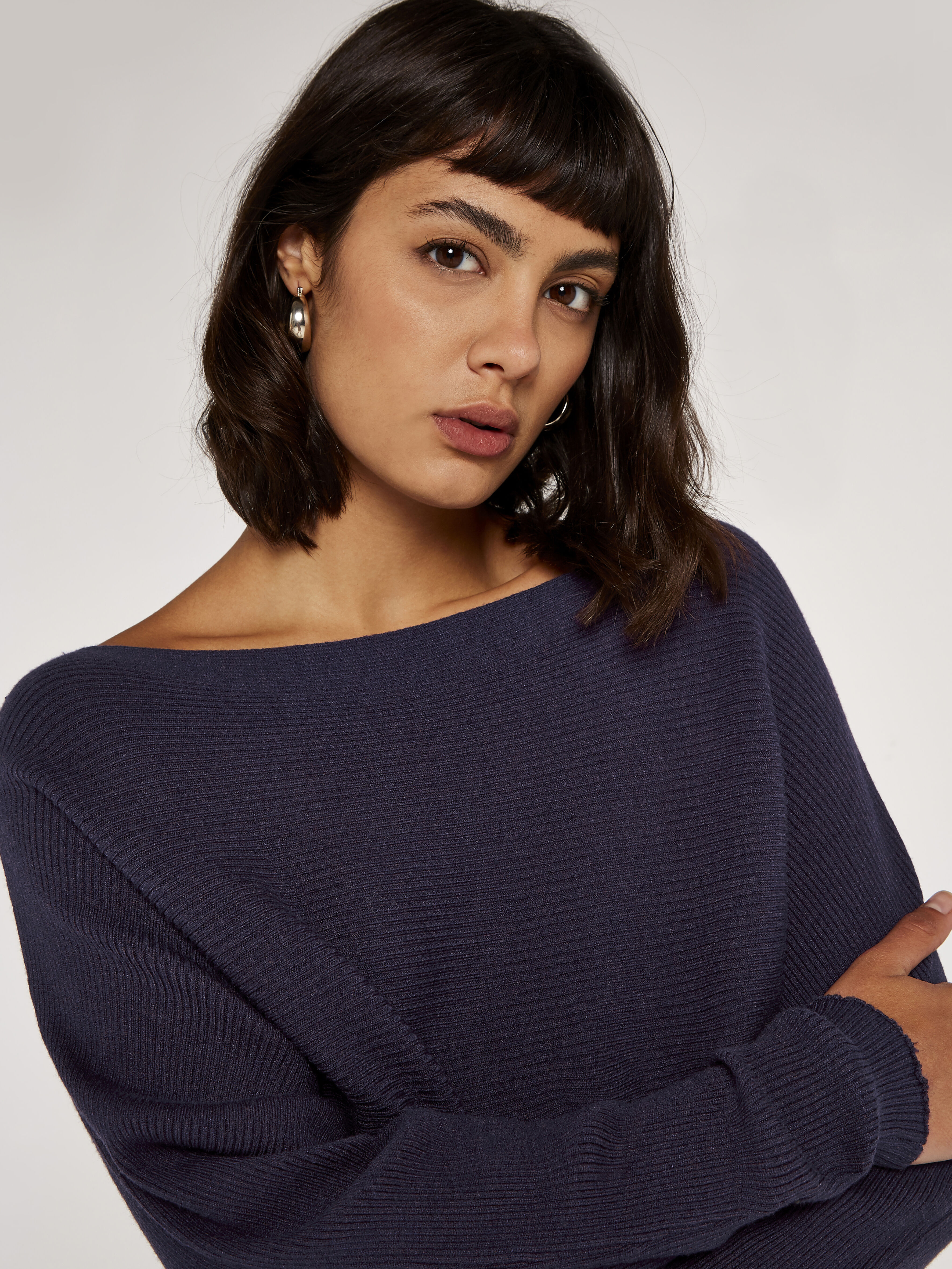 Slash neck online jumpers uk