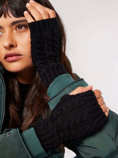 Cable Knit Hand Warmers