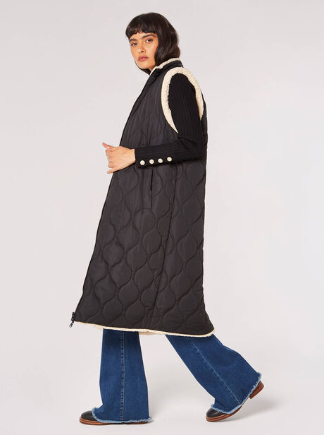 Reversible Longline Quilted Borg Gilet