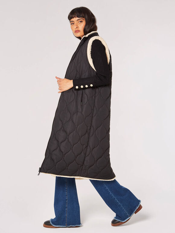 Reversible Longline Quilted Borg Gilet, Black, large