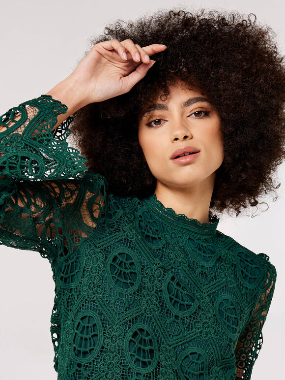 Scallop Lace Top, Green, large