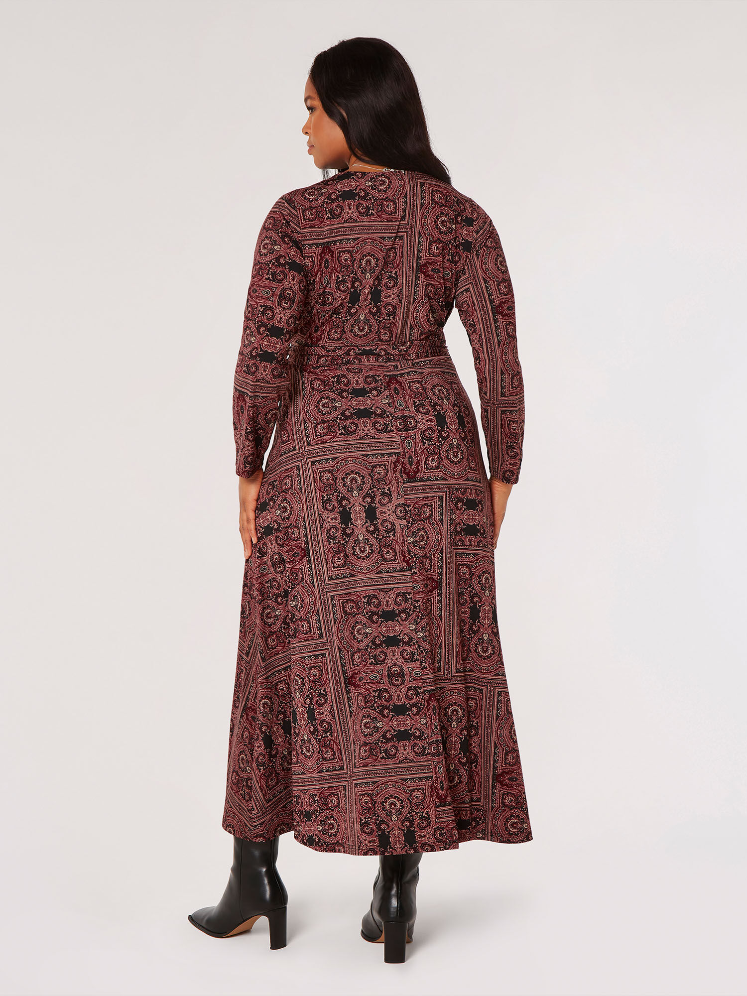 Curve Scarf Print Midaxi Dress Apricot Clothing