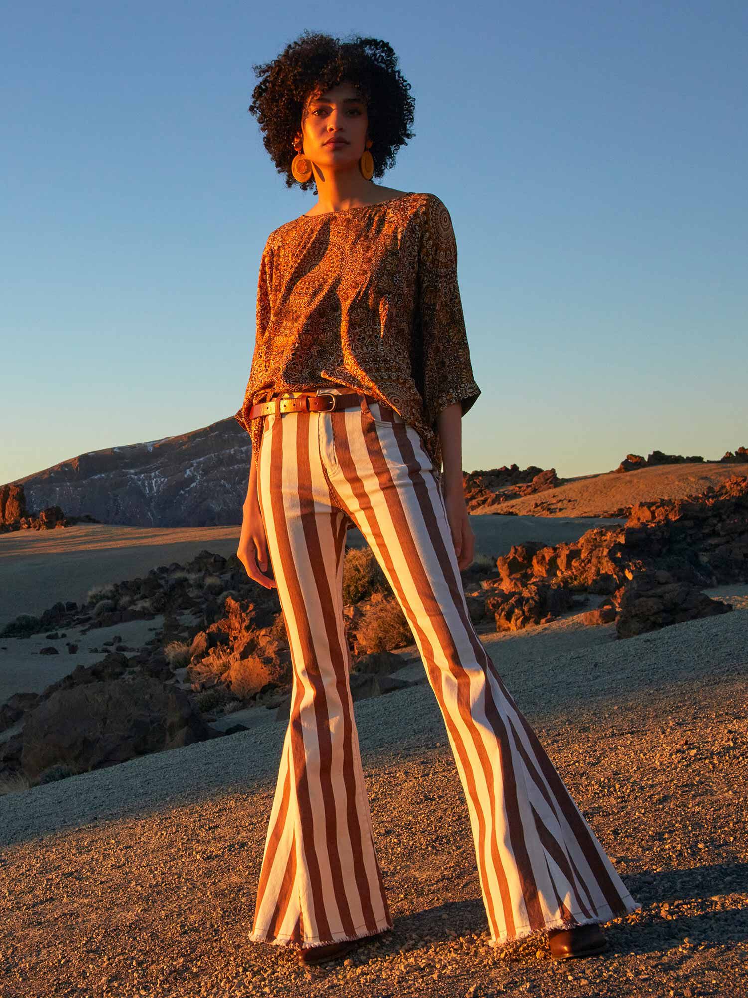 Stripe Flare Denim Jeans Apricot Clothing
