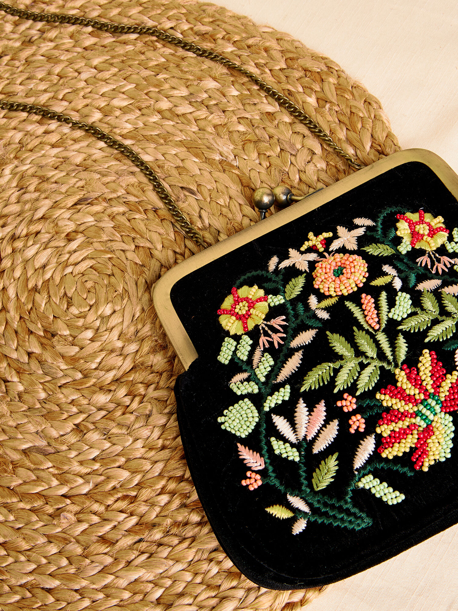 Floral sales embroidered bag