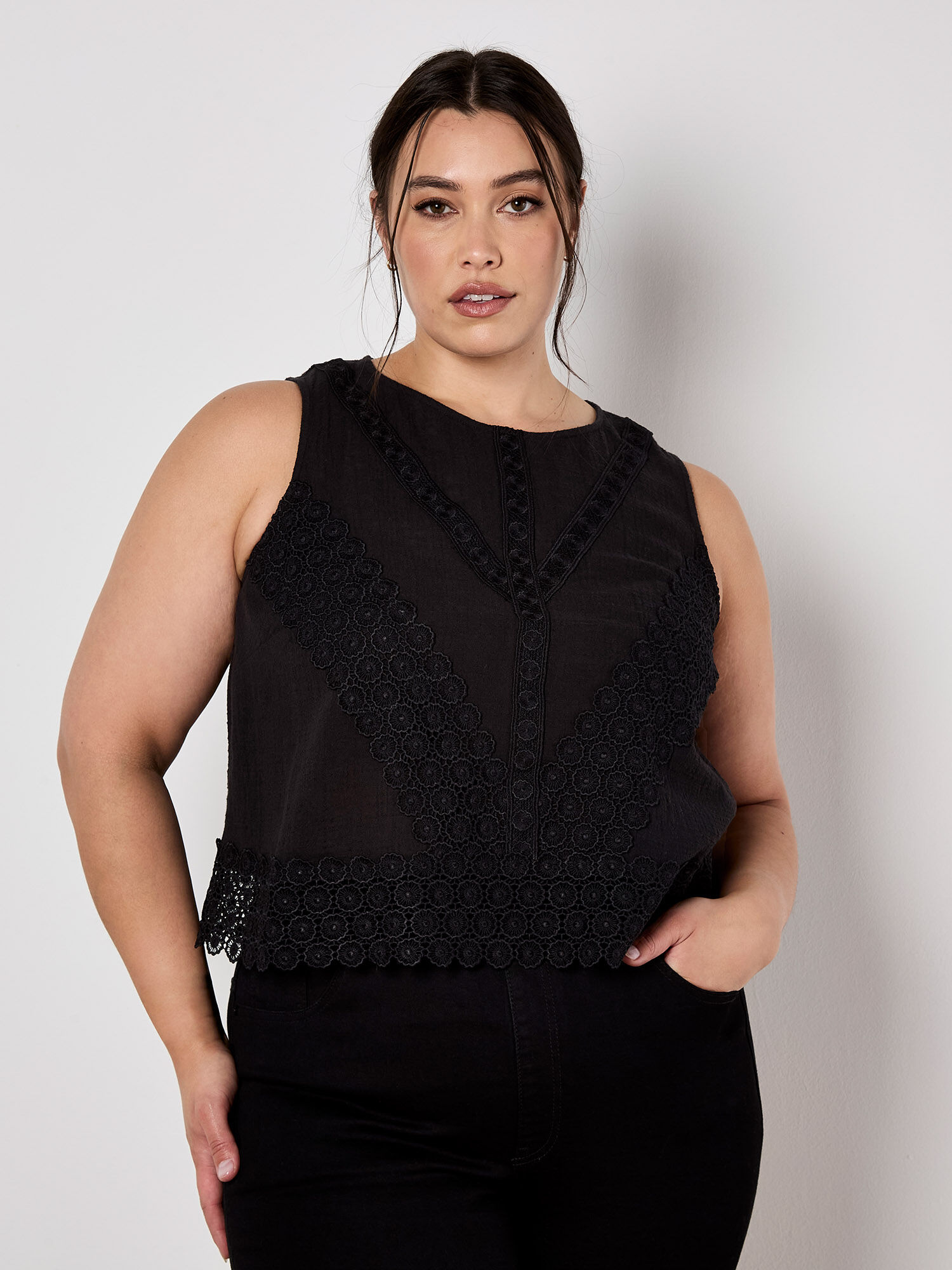 Cotton Lace Bow Top | Apricot Clothing