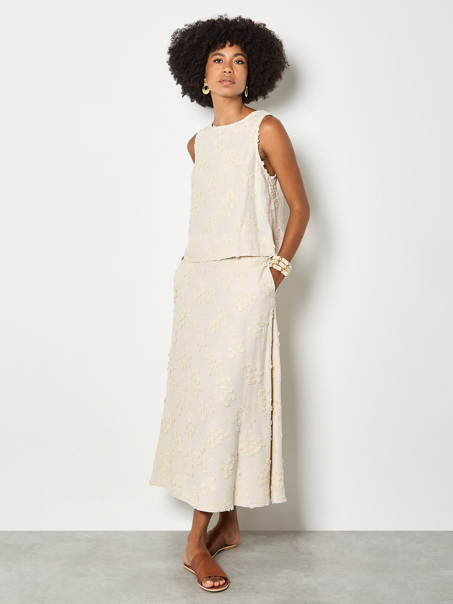 Embroidered Floral Linen Blend Midaxi Skirt | Apricot Clothing