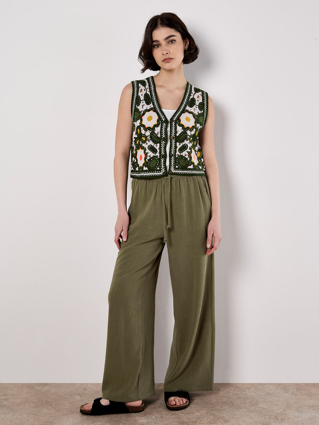 Linen Blend Wide Leg Trousers