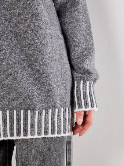Stripe Trim Mock Neck Oversized Jumper