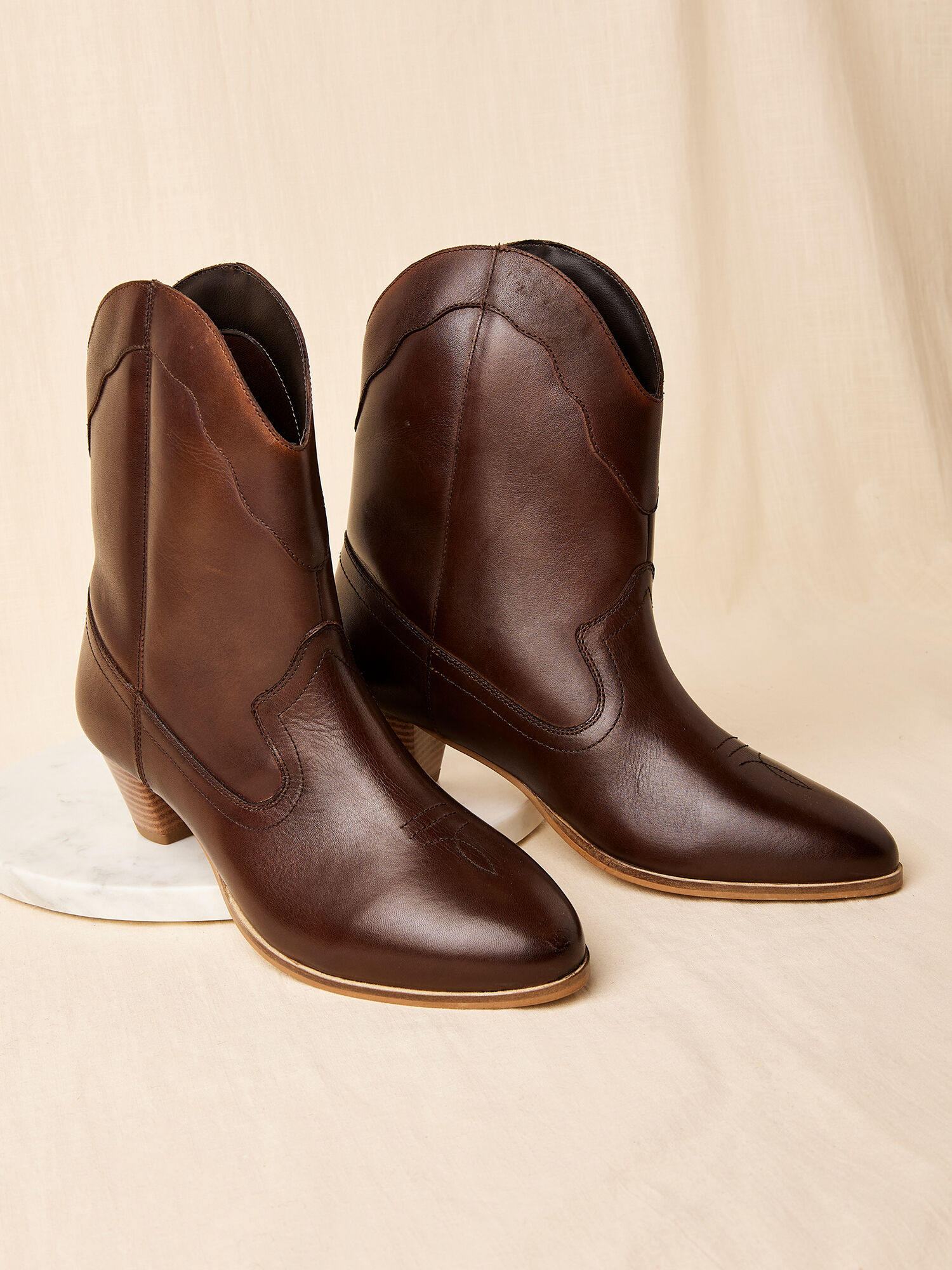 Short cheap cowboy boots