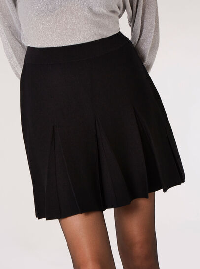 Knitted Pleated Mini Skirt