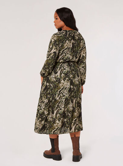 Curve Meadow Textured Midi Dress