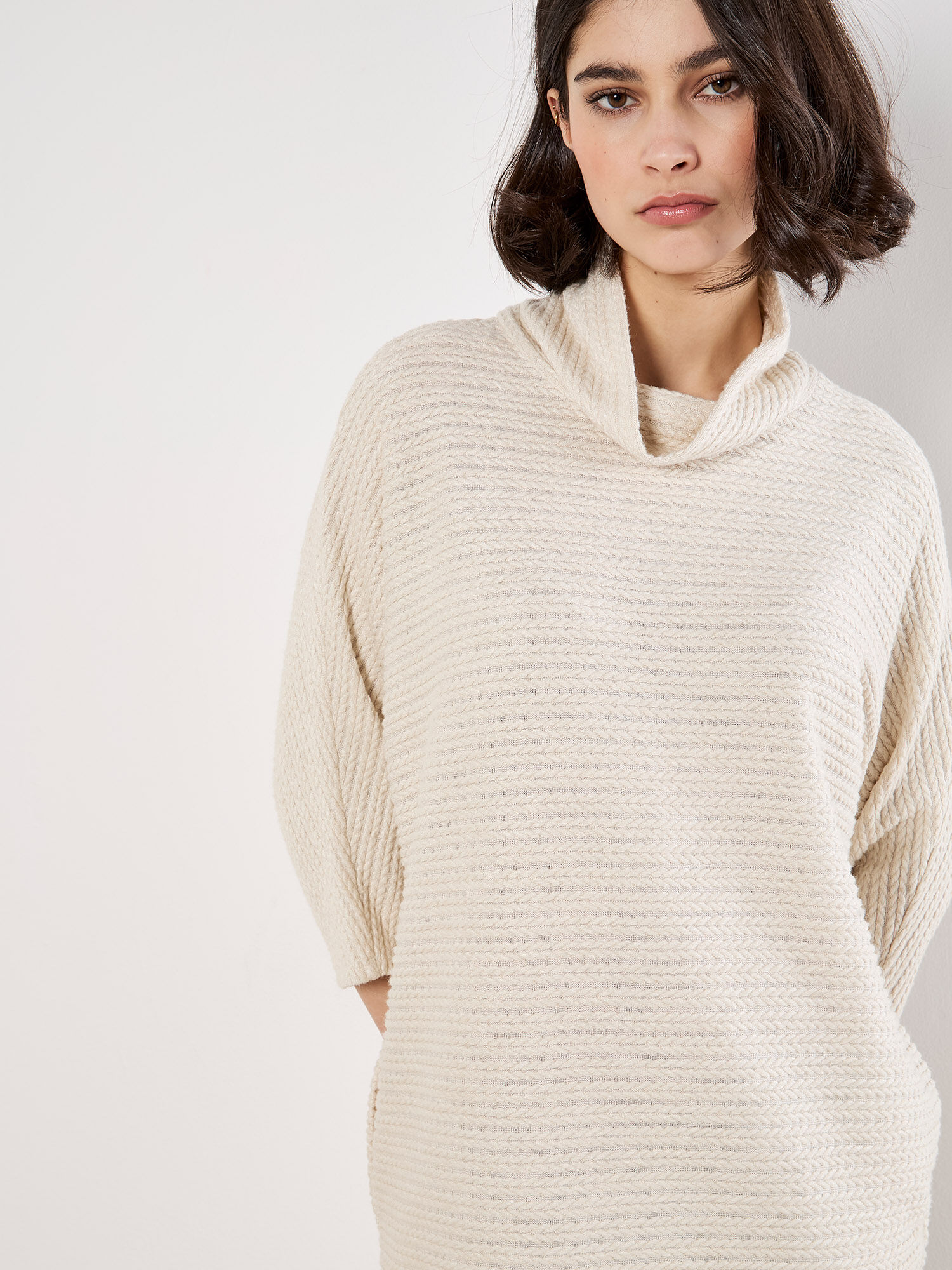 Textured Cable Knit Cocoon Jumper Mini Dress | Apricot Clothing