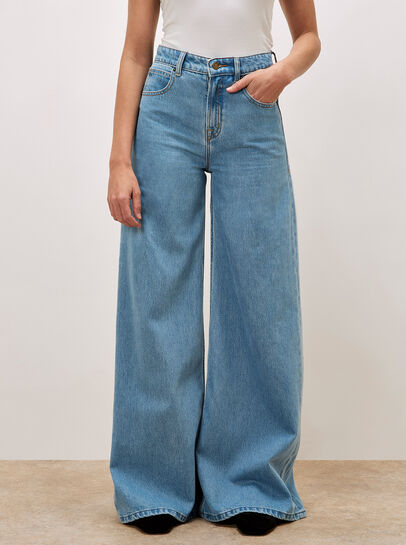 Zana Wide Leg Jeans