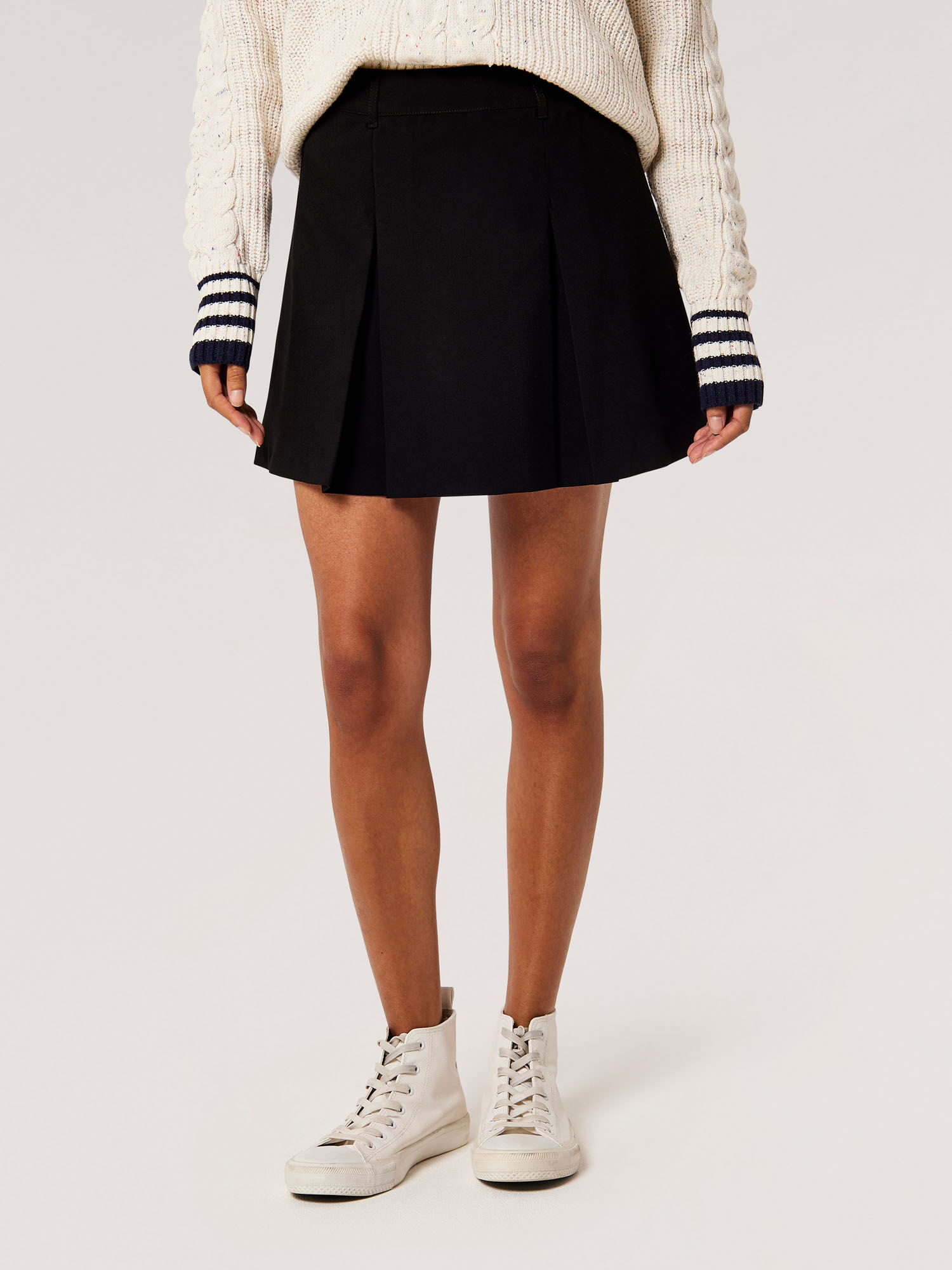 Pleated Tailored Mini Skirt Apricot Clothing