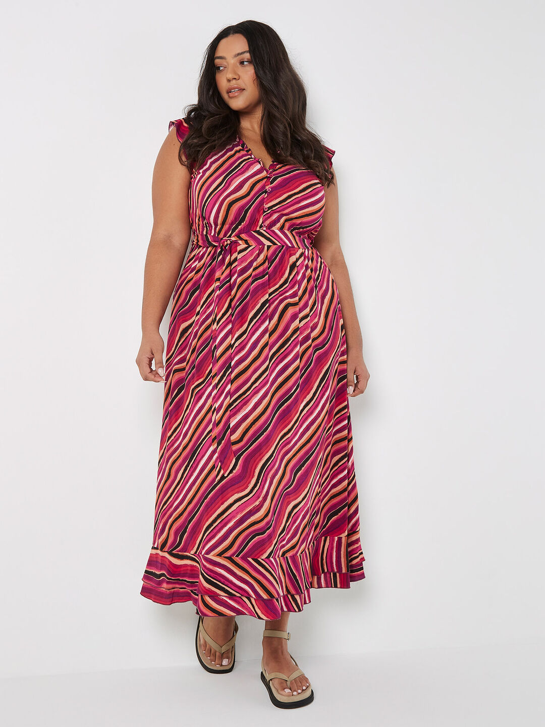 Image of Curve Retro Wave Ruffle Maxi Dress