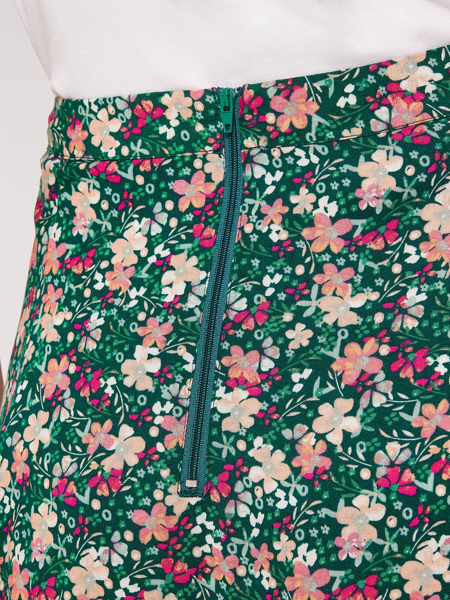 Ditsy Floral Print Midi Skirt Apricot Clothing
