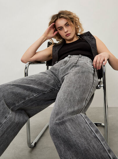 Ella Wide Leg Cropped Jeans