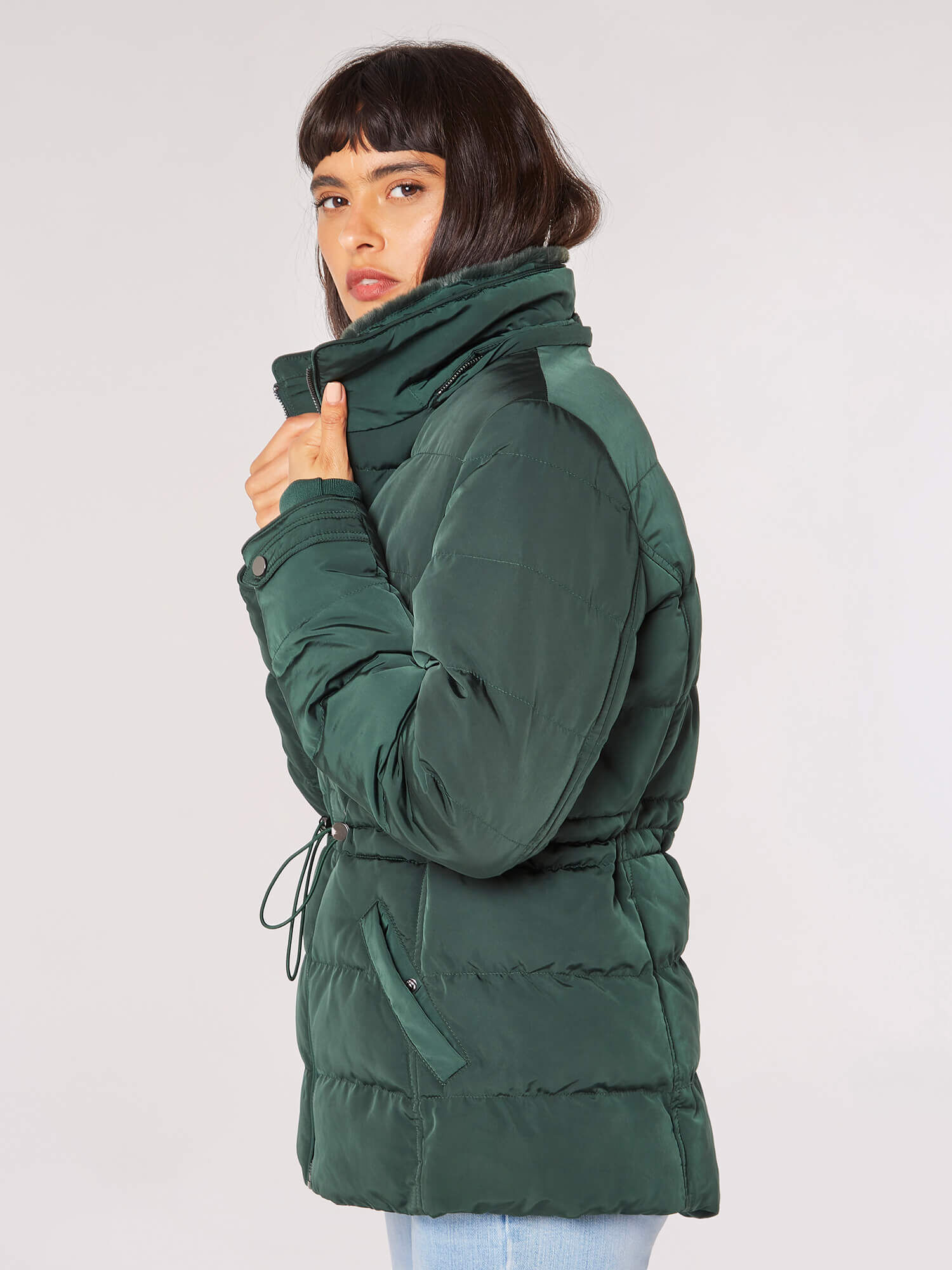 Outlet jackets sales and coats