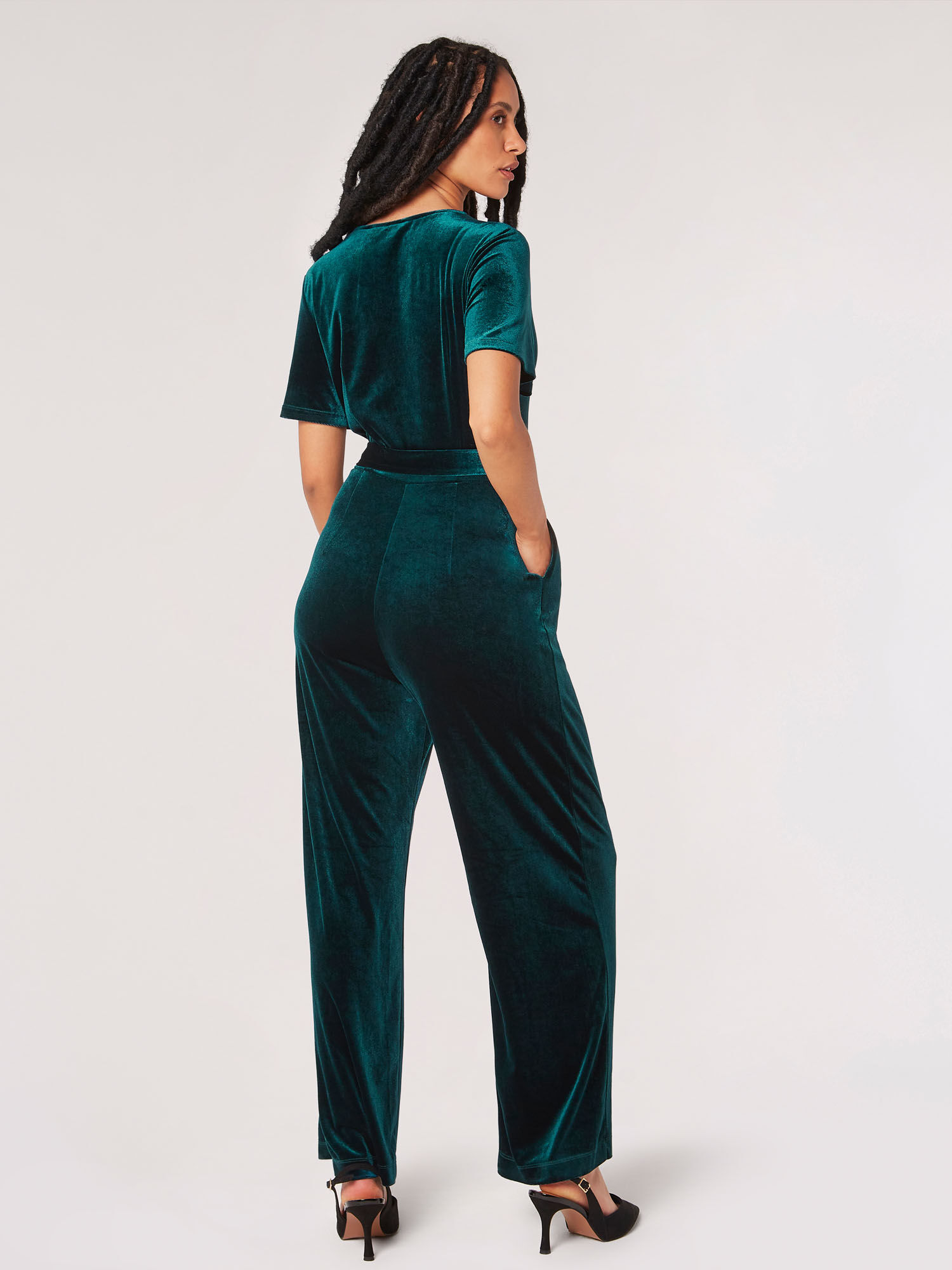 Apricot jumpsuit online banana leaf